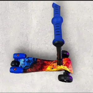 SCOTER PARA NIÑOS PEGABLE
