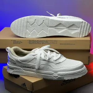 Adidas dama ref: AN5