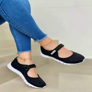 Zapatillas Mafalda Pumas cómodas