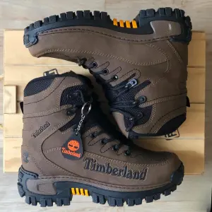 BOTA TIMBERLAND CABALLERO
