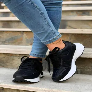 Tenis de mujer Toledo Negro
