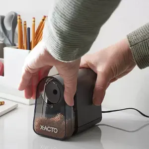 Tajalapiz X-Acto Electrico Pequeño 1157