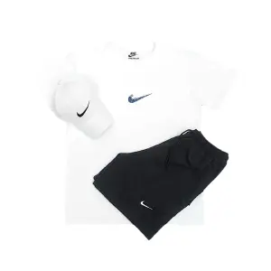 Camiseta + Pantaloneta + Gorra, NIKE OLA