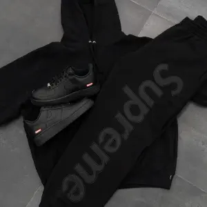 CONJUNTO DEPORTIVO PARA HOMBRE N-70