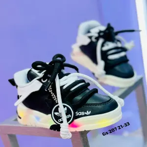 ADIDAS DOBLE CORDON LUCES