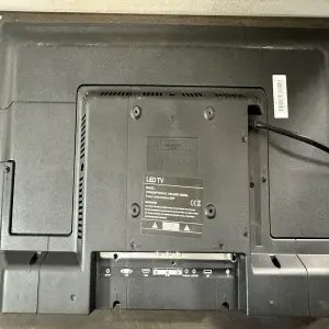 Televisor 26” TDT Monitor PC VGA DC 12v: ¡Entretenimiento versátil y portátil! - Televisor 26” TDT Monitor Pc VGA DC 12v