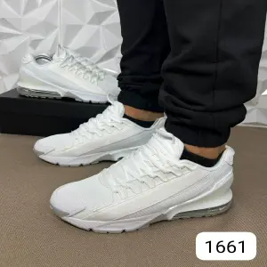 NK AIR MAX PULSE ROAM