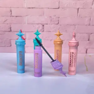 PESTAÑINA LOVE HUDA BEAUTY