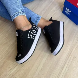 DCSHOECOUSA LOLA
