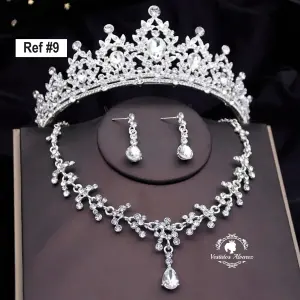 Corona Collar Aretes