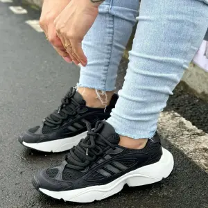 Adidas plus