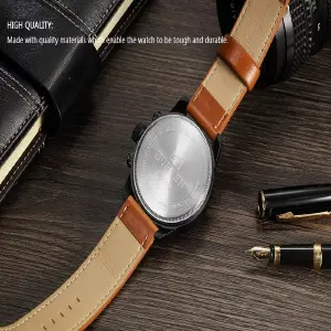 RELOJ CURREN CUERO CHICO MALO