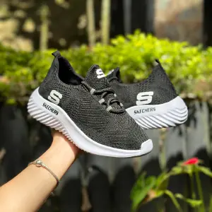 Tenis SKECHERS clasicos