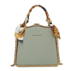 Bolso de Noche con Bufanda de Seda
