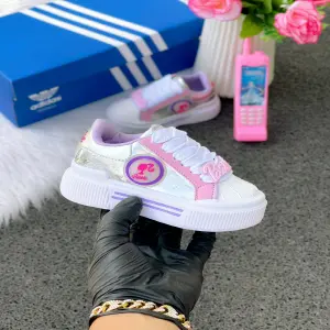 BARBIE NIÑA