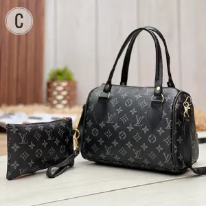 Bolso y Cosmetiquera Ref J26