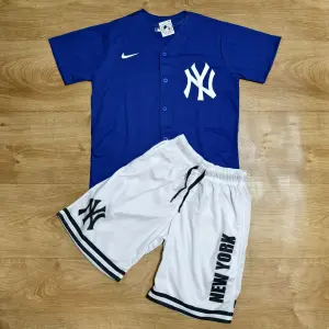 Conjunto NY azul rey