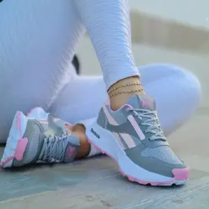 PROMO Reebok Gris Dama
