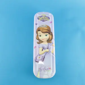 Cartuchera metálica infantil