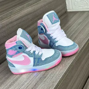 JORDAN INDIGO ROSA BLANCO NIÑO LUCES
