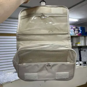 NECESER PARA VIAJE: ¡Tu Compañero Perfecto de Aventuras! - NECESER PARA VIAJE