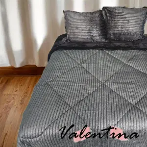 EDREDON ACANALADO CON OVEJERO Y FUNDAS C
