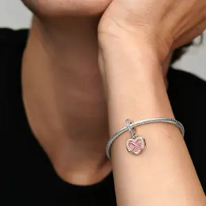 Charm Corazón ∞ Pandora Joyería