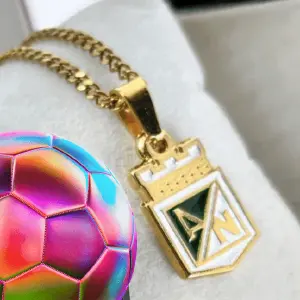 Cadenas Equipo Nacional