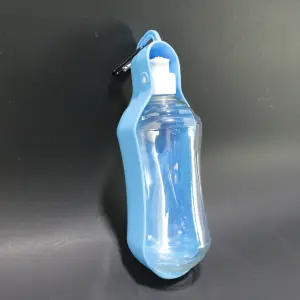 Bebedero de agua portátil