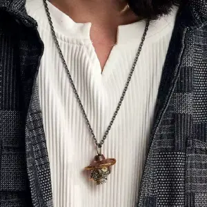 CADENA CRANEO GOTICO