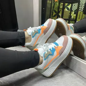Deportivo inyectado multicolor GF05T
