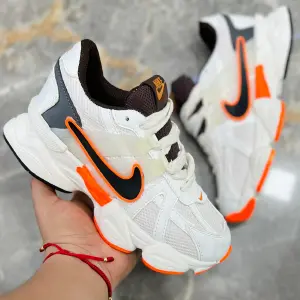 TENIS NIKE NIÑOS REF 008