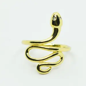 ANILLO DORADO SERPIENTE DORADA