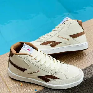 BOTAS REEBOK UNISEX HRT
