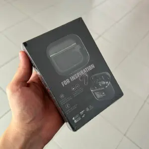 AUDIFONOS INALAMBRICOS CON PANTALLA TACT