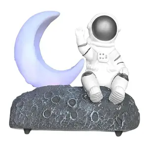 Lampara Parlante BT Astronauta Plateado