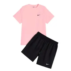 Camiseta y Pantaloneta Nike: El Conjunto Perfecto para tu Actividad - Camiseta + Pantaloneta , Nike