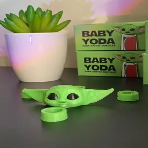 Tapa Crema Dental En Forma De Baby Yoda