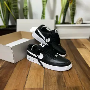 AIR FORCE ONE NEGRO BLANCO