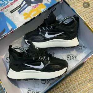 Nike dama y caballero bailleli