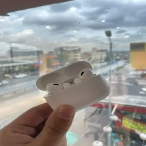 AirPods Pro 2 1.1