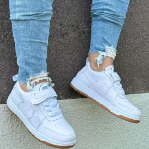 DEPORTIVO NIKE HERM