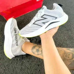 NEW BALANCE CABALLERO 02