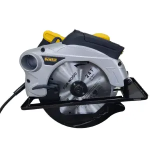 Sierra Circular Dewalt con Guía Láser: Precisión y Potencia en tus Proyectos - Sierra Circular Dewalt Con Guia Láser