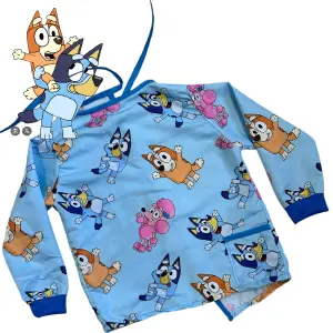 delantal escolar bluey y bingo niño y ni