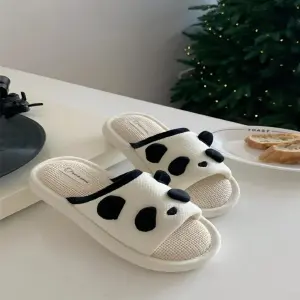 Pantuflas de panda