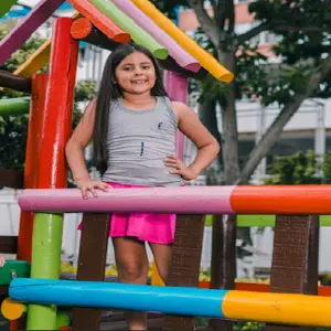 ESQUELETO NIÑA KAREN