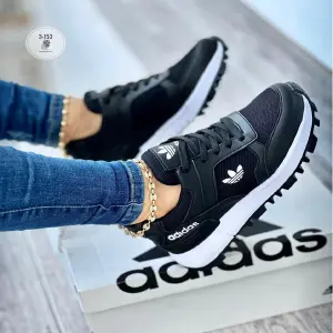 CALZADO ADIDAS TREBOL