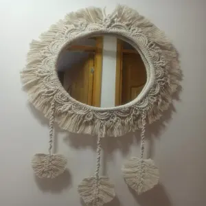 Espejo de Pared Redondo en Macramé