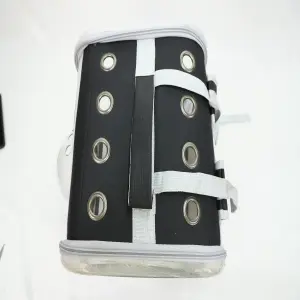 MALETA ASTROPET DE LUJO CUADRADA